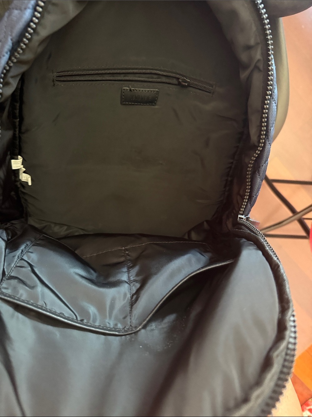 VIV & VINE Quilted Nylon Backpack Navy Blue Puffer Bag Work Travel - Picture 5 of 6